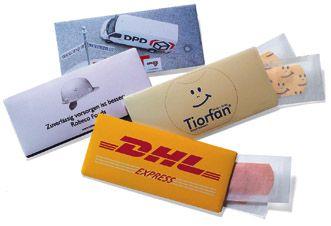 4 printed plasters in sleeve